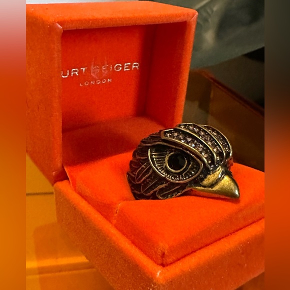 Kurt Geiger London Antique Brass Eagle Head Statement Cocktail Ring with Box - Picture 8 of 11
